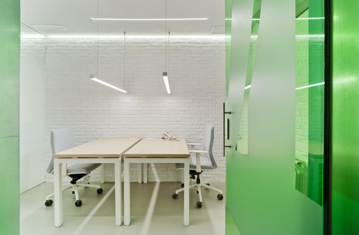 De 1 a 6 puestos de trabajo